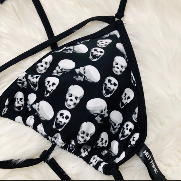 ISO high waist skull bikini Hot Topic - Picture 8 of 8
